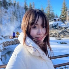 Weijia Shi